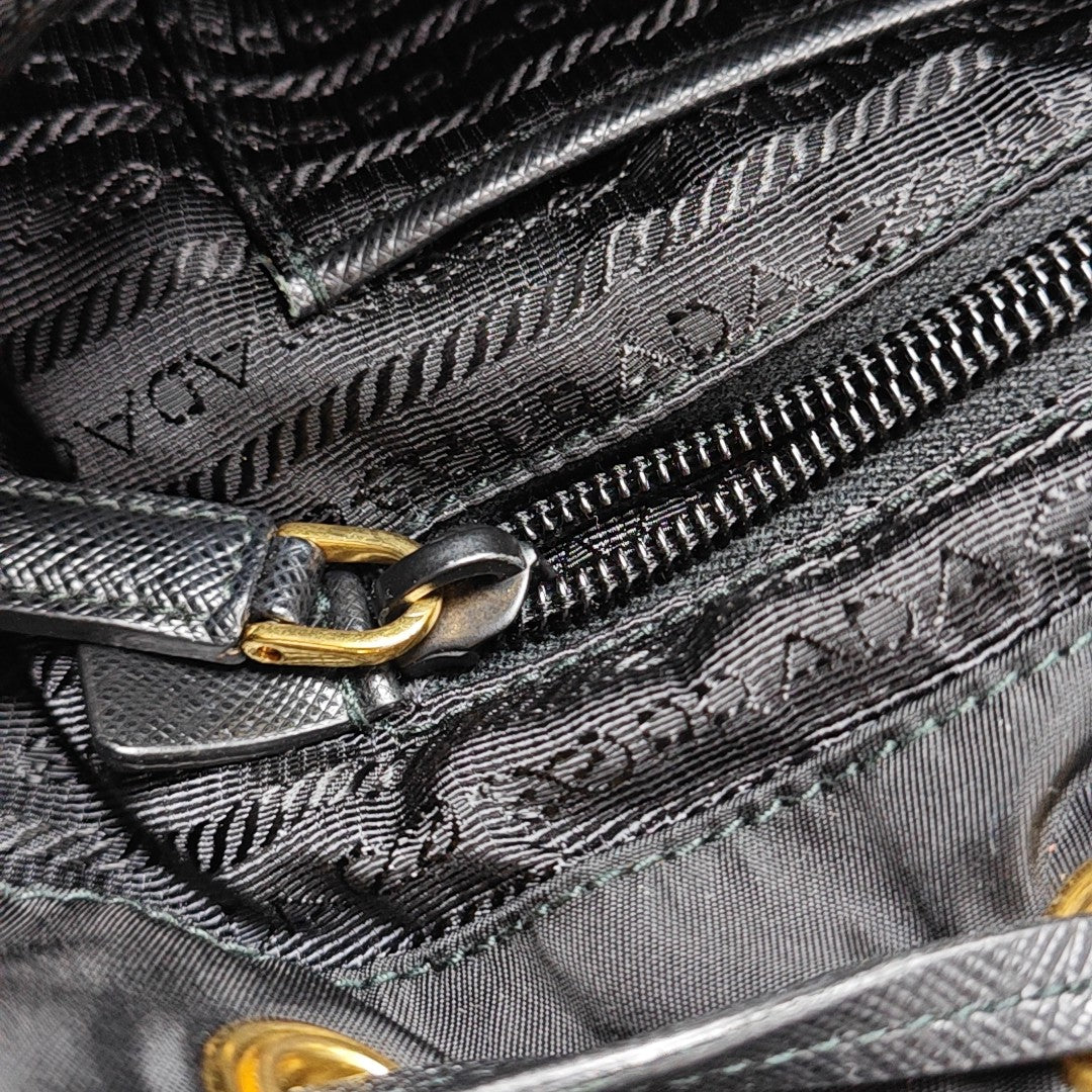 Vela Nylon Black
