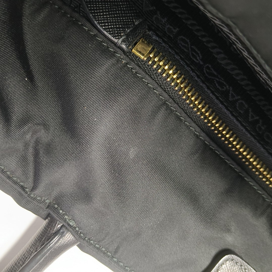 Nylon Shoulder Bag Black
