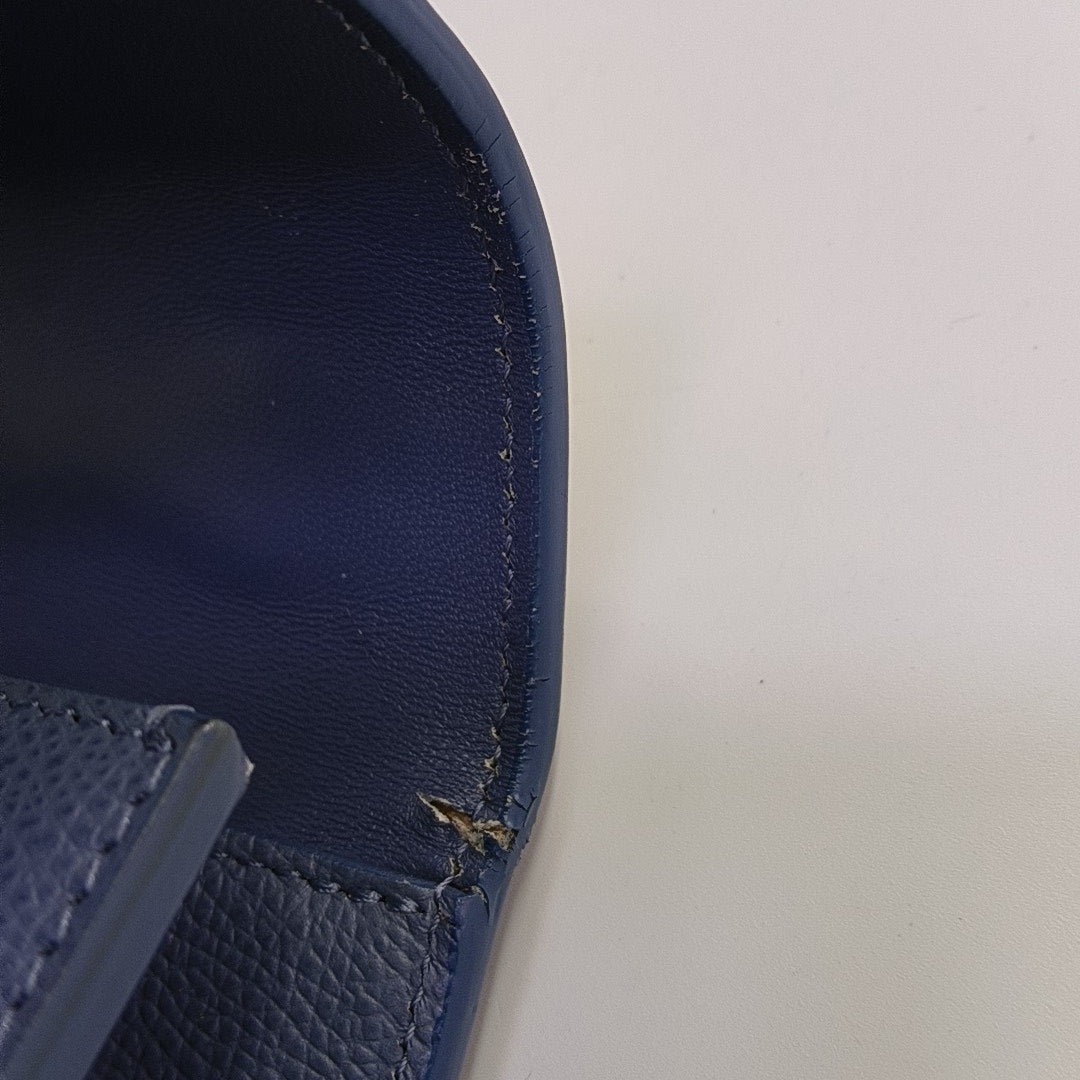 30 Montaigne Calfskin Blue