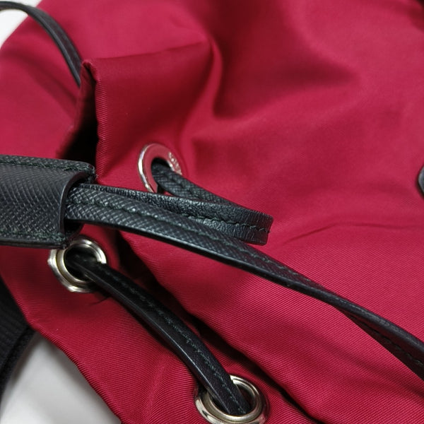 Black Nylon Nylon Red