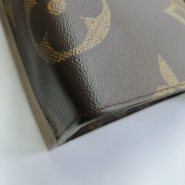 ONTHEGO GM Monogram Coated Canvas Brown