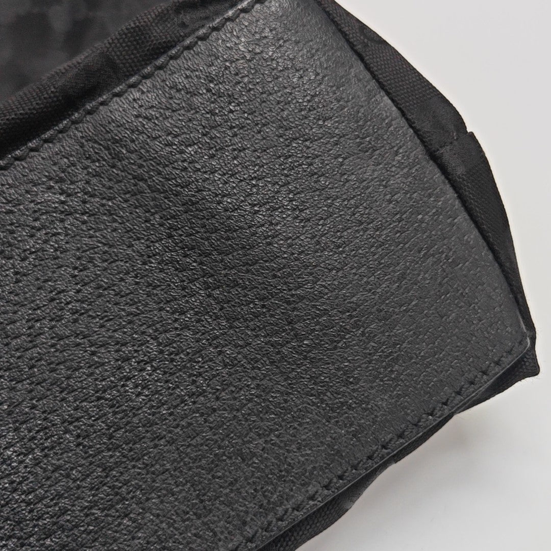 Monogram Canvas Black