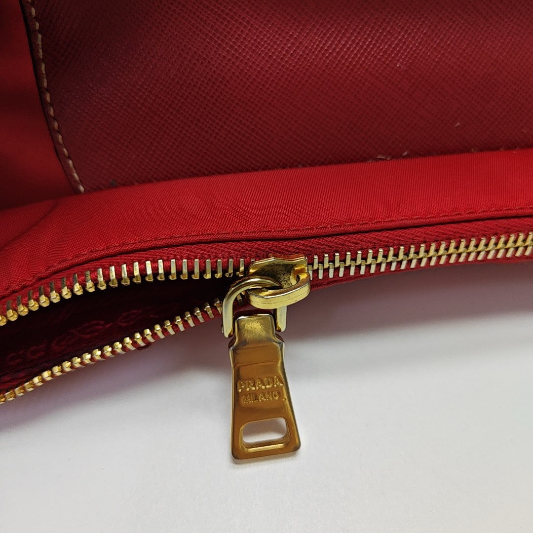 Party Nylon Red