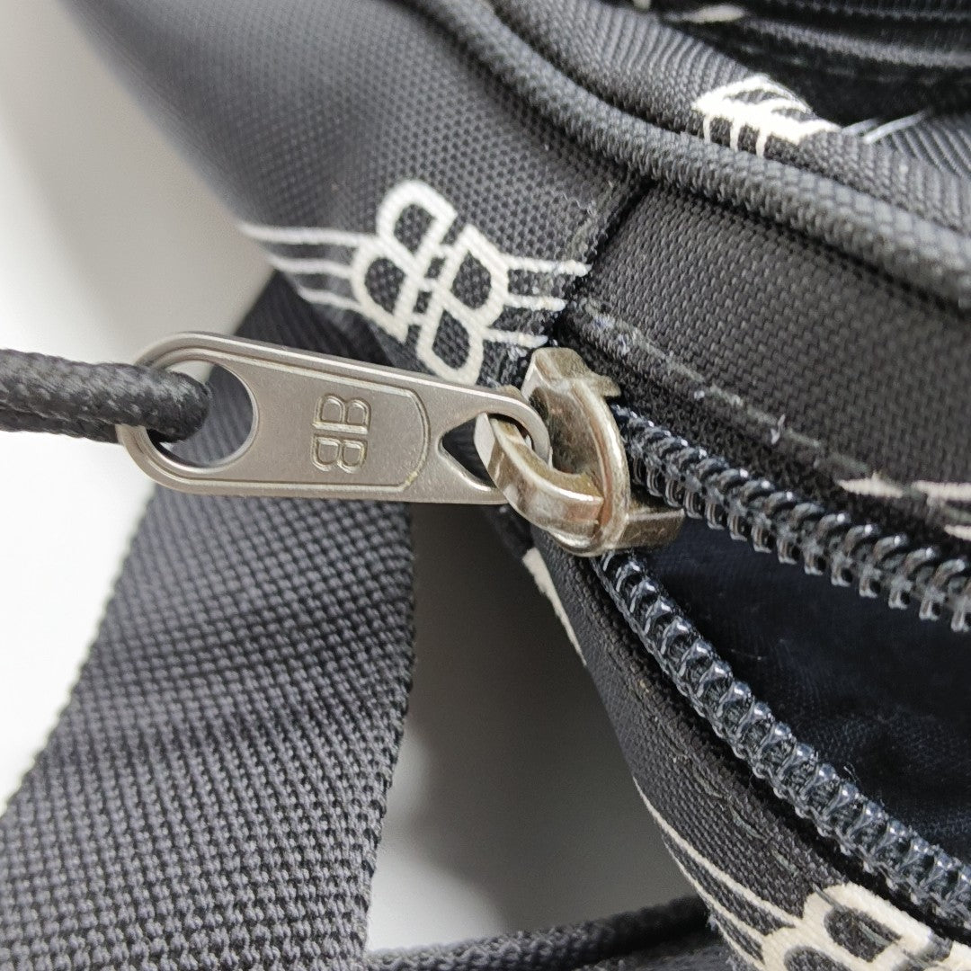 Coated Canvas Black