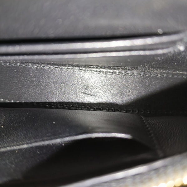 Hourglass Wallet On Chain Small Calfskin Black