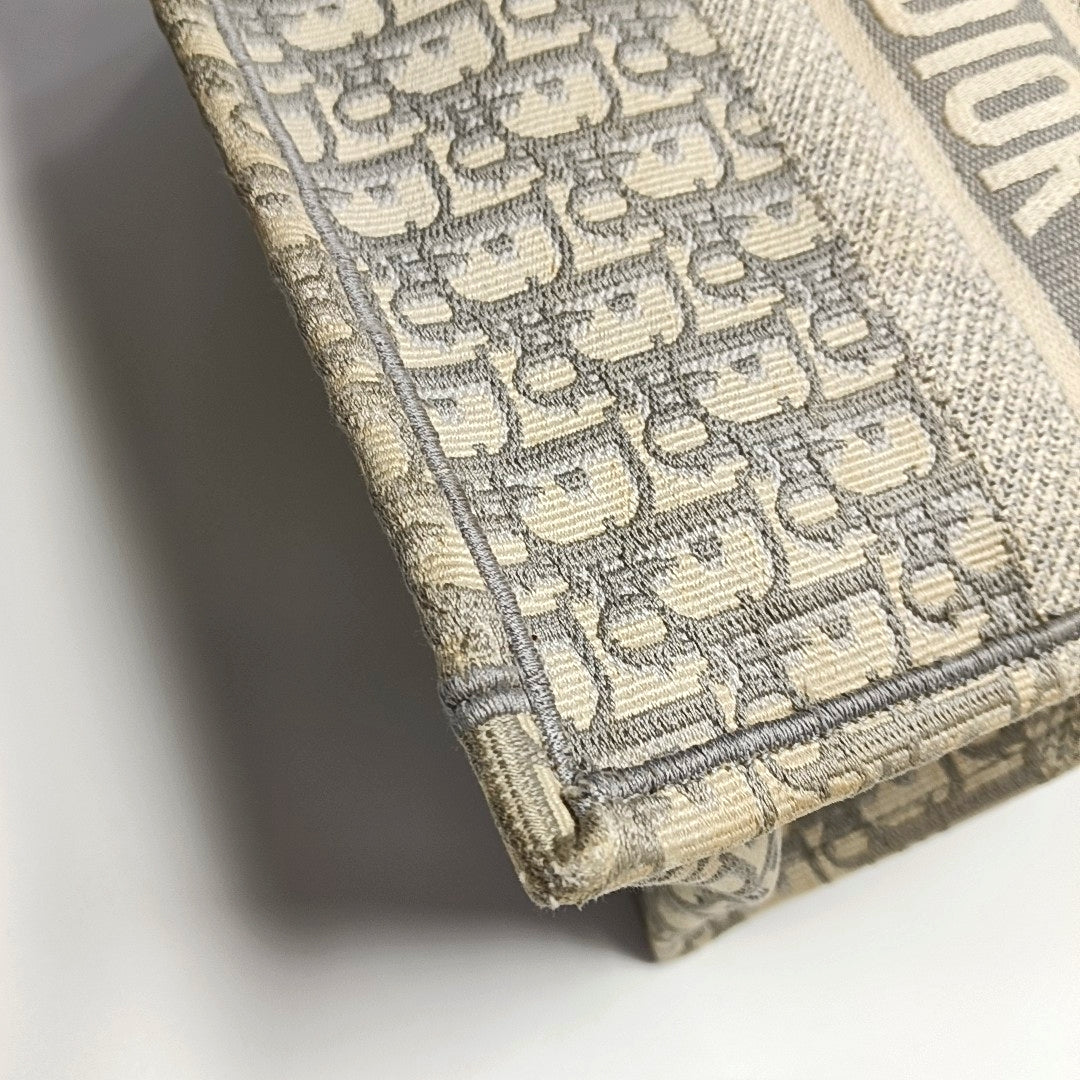 Book Tote Medium Oblique Canvas Gray