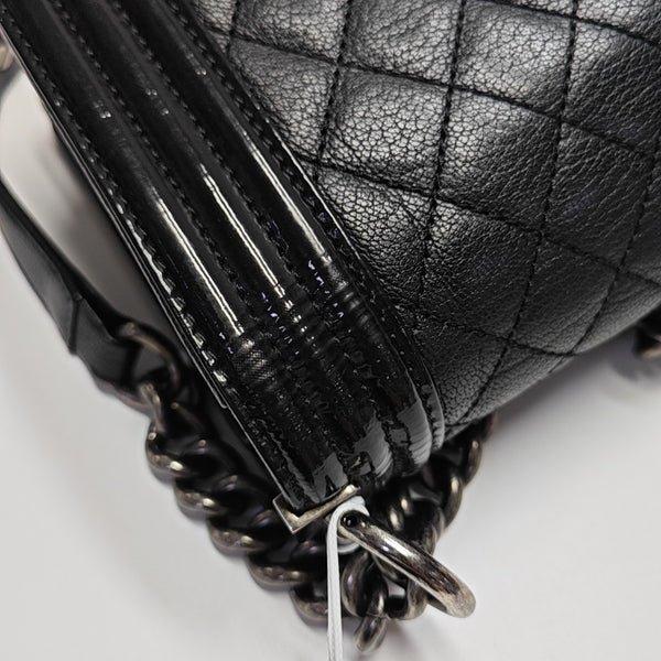 BOY CHANEL Medium Quilted Lambskin Black
