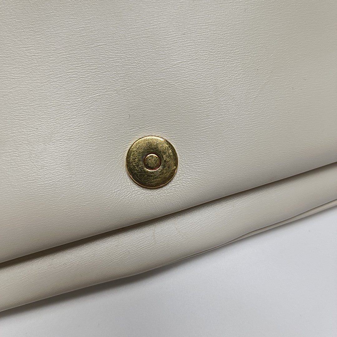 Arli Small Calfskin White