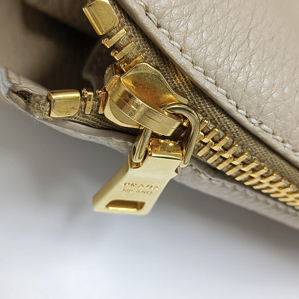 Vitello Calfskin Beige
