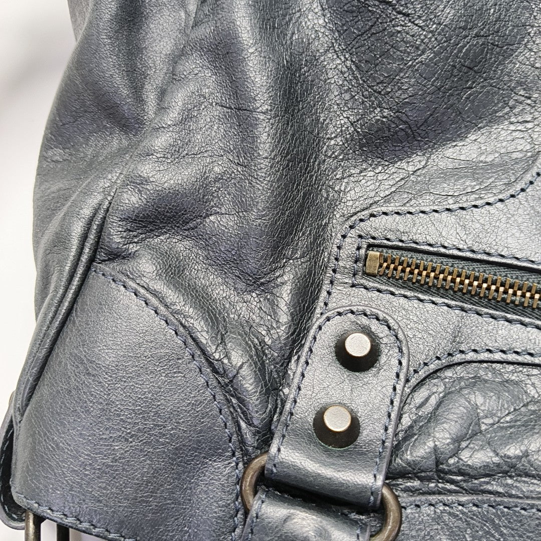 Classic City Medium Lambskin Gray
