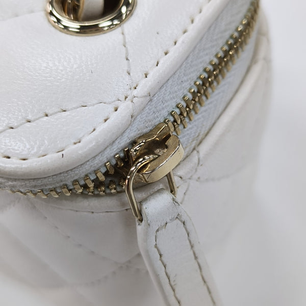 VANITY CASE Small Quilted Lambskin White