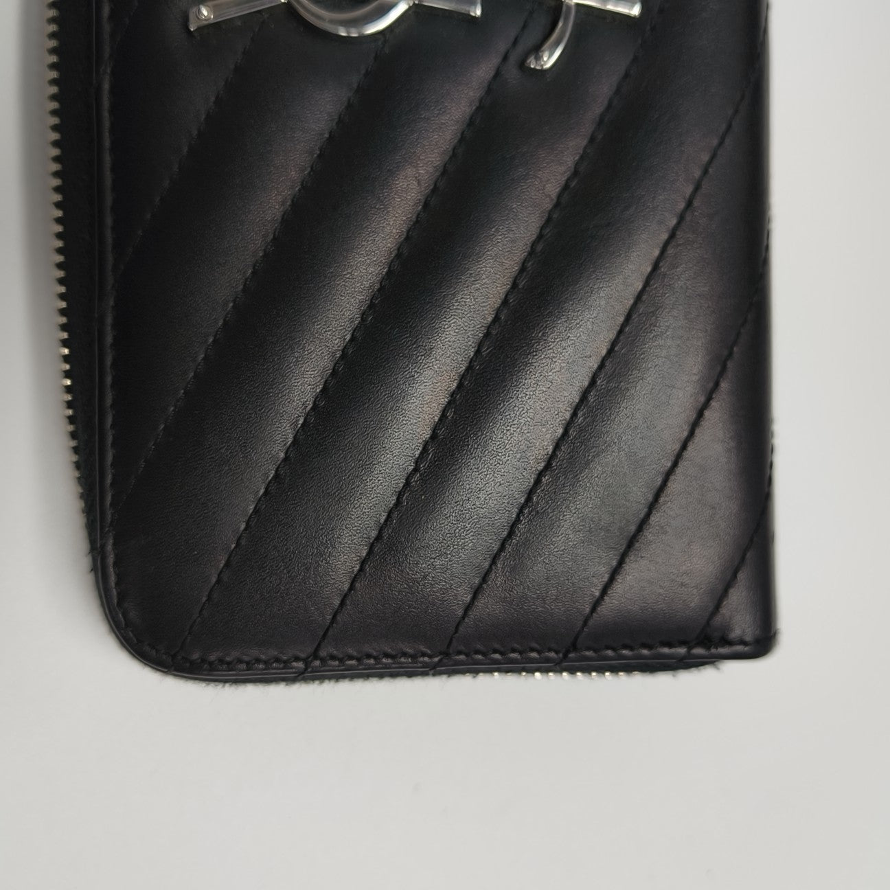 MONOGRAM Chevron Calfskin Black Wallet
