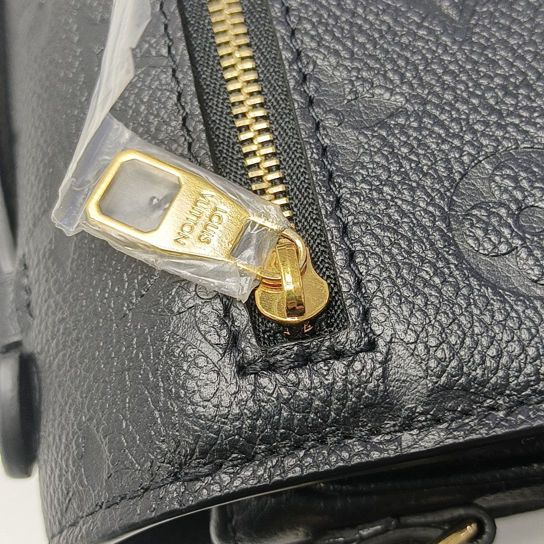 MÉTIS EAST WEST Monogram Calfskin Black