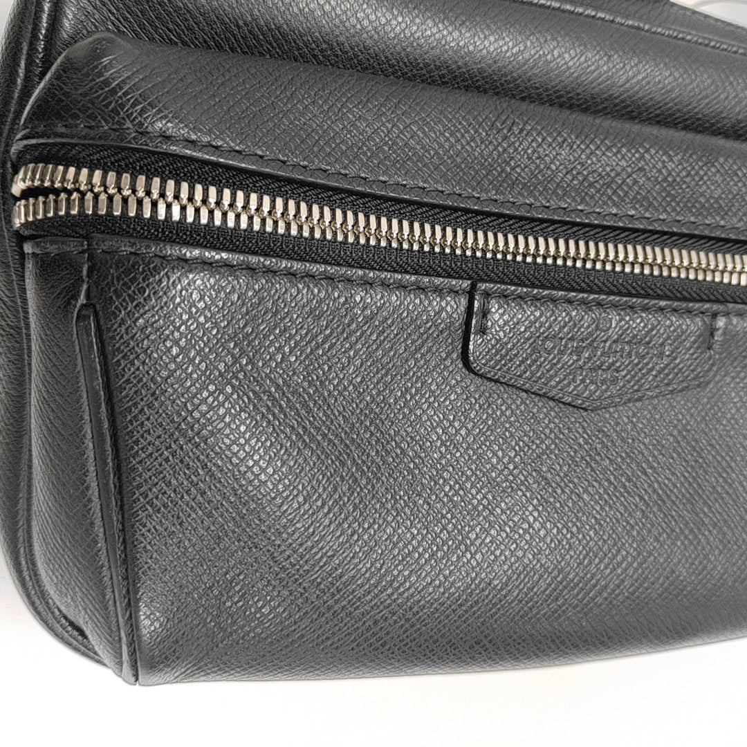 OUTDOOR Calfskin Black