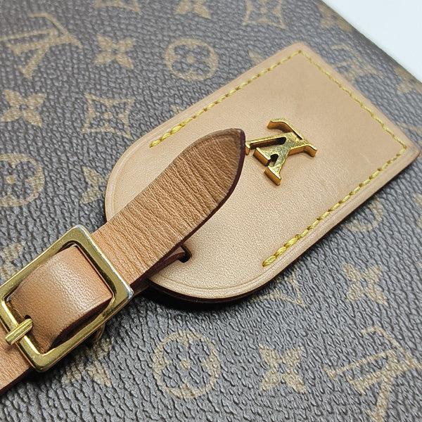 BOITE CHAPEAU PM Monogram Coated Canvas Brown