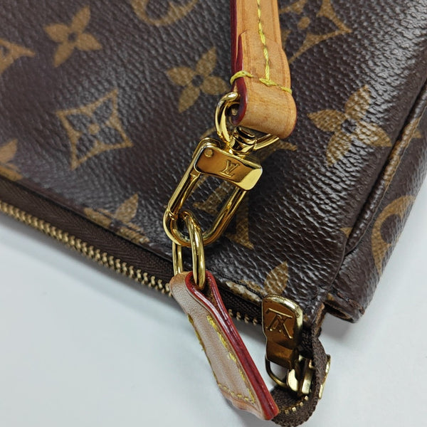 ACCESSOIRES GM Monogram Coated Canvas Brown