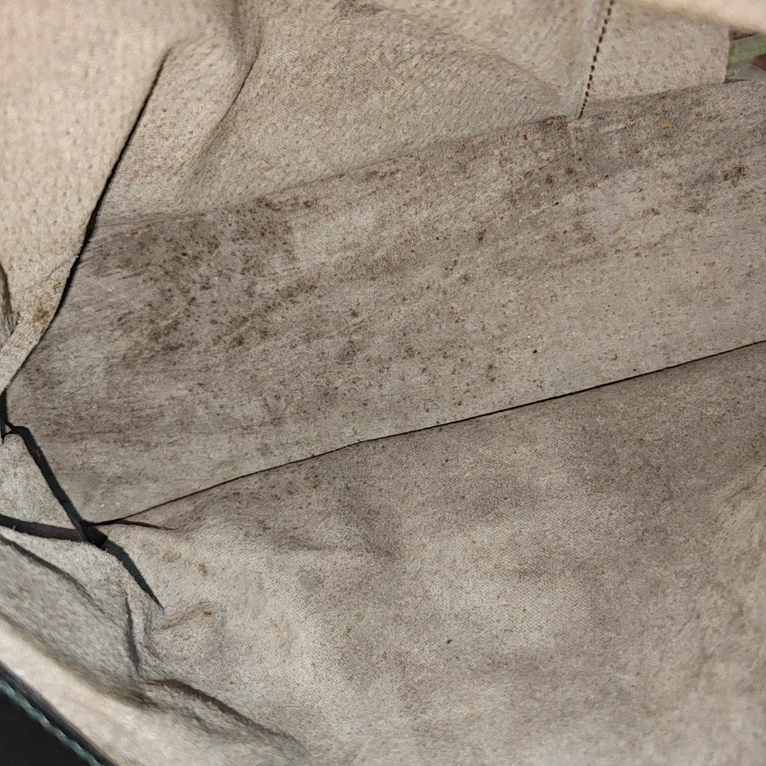 Authenticated pre-owned  Roma Lambskin Black - Tote Bag at Looply