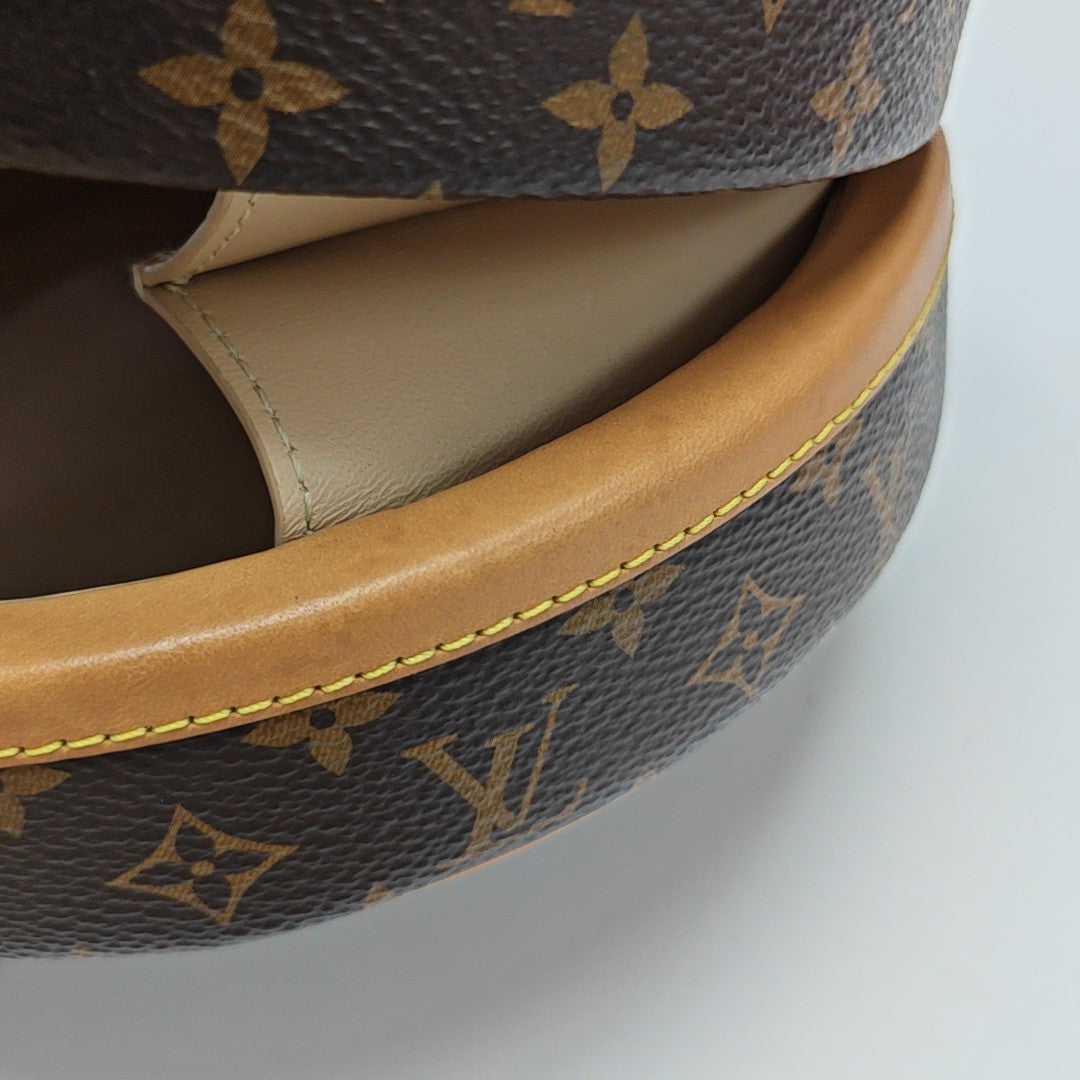 BOITE CHAPEAU PM Monogram Coated Canvas Brown