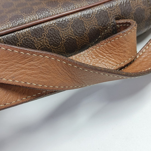 Coated Canvas Brown