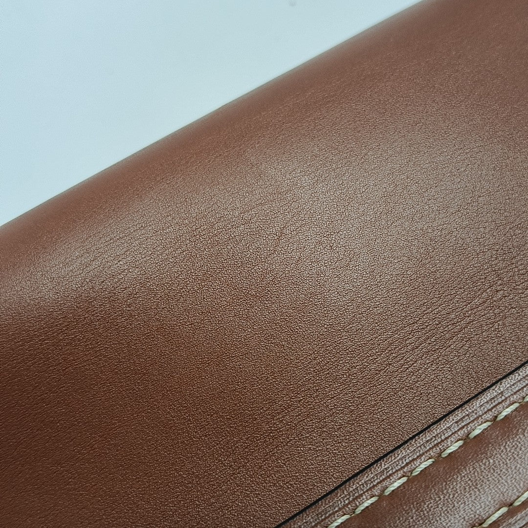 Gate Small Calfskin Brown