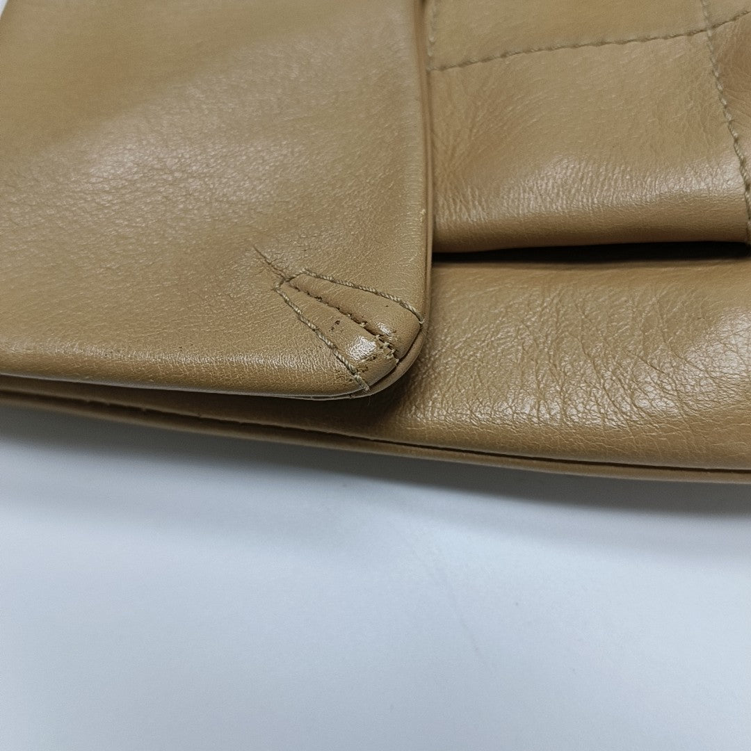 2.55 227 Calfskin Beige