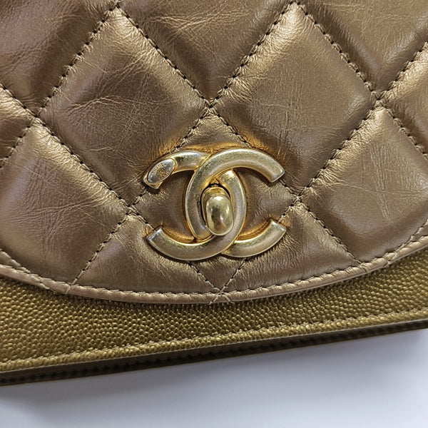 Quilted Calfskin Shoulder Bag Gold
