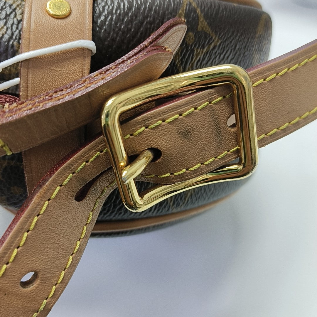 BOITE CHAPEAU PM Monogram Coated Canvas Brown