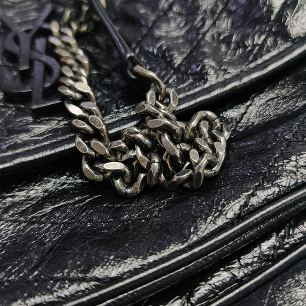 NIKI Medium Chevron Calfskin Black