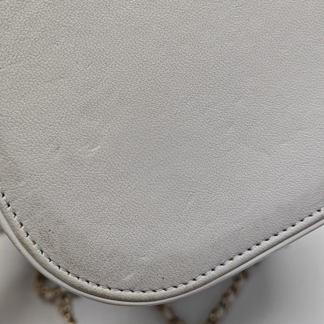 VINTAGE COSMETIC BAGS Quilted Lambskin White