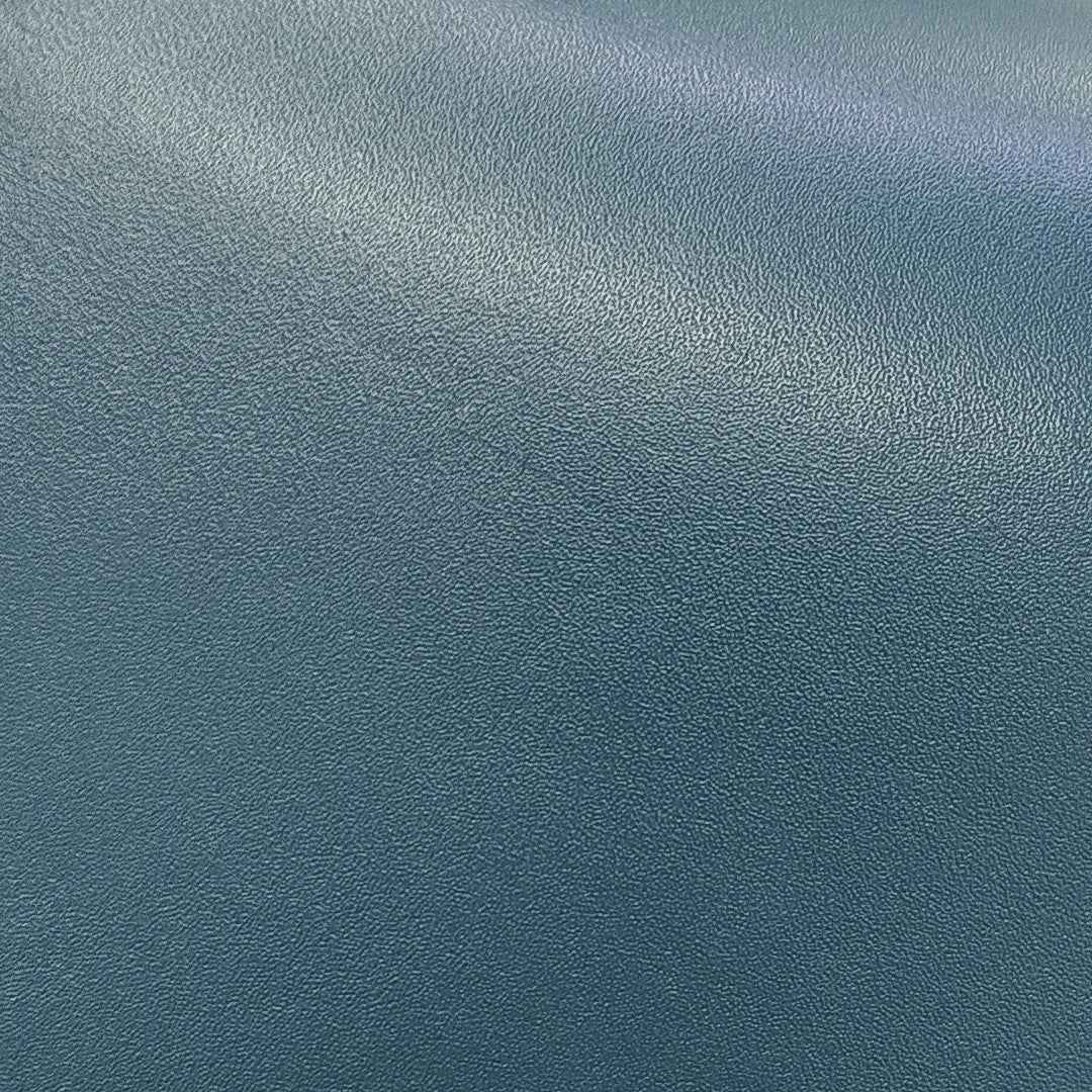 30 Montaigne Calfskin Blue