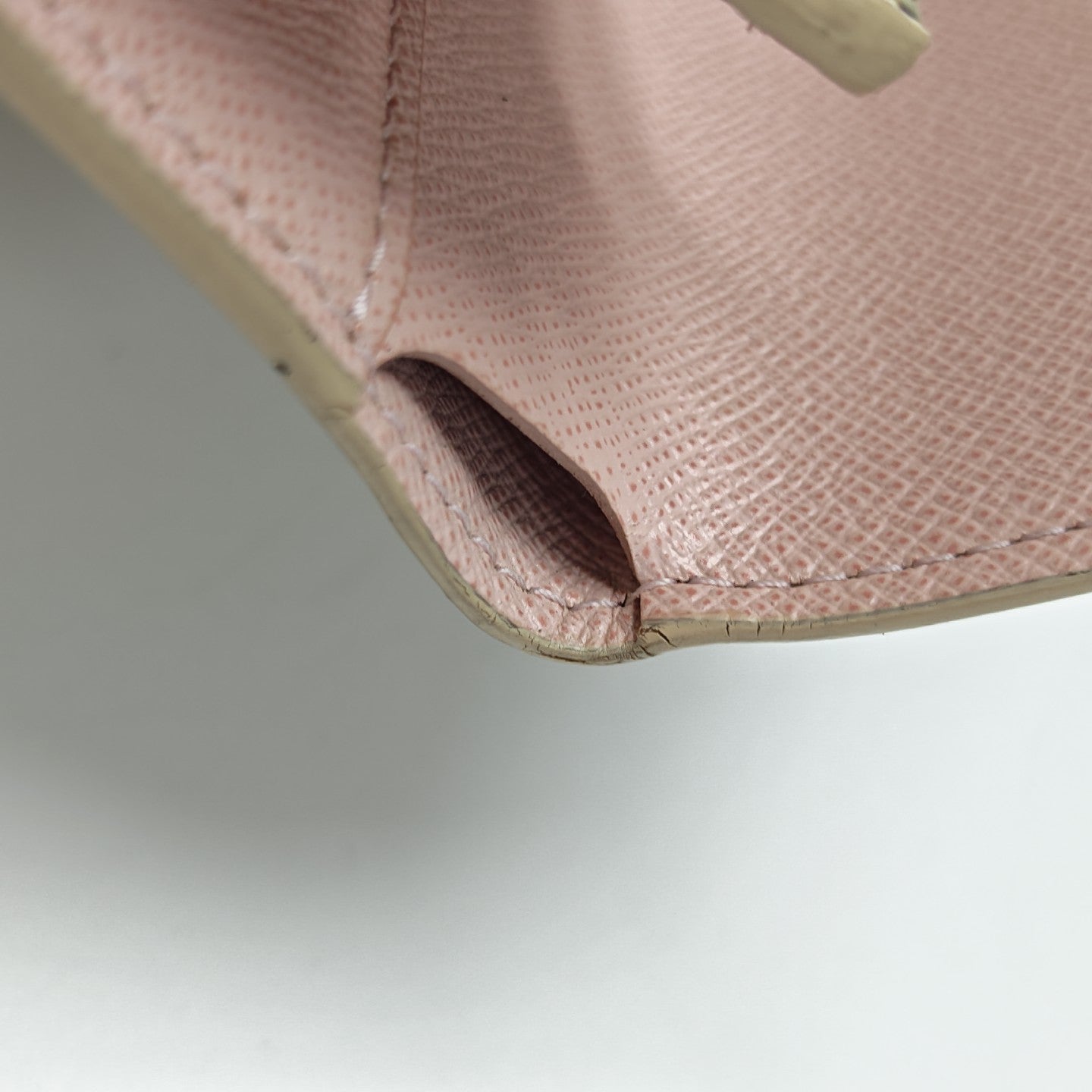 VICTORINE Damier Azur Coated Canvas White Card Holder