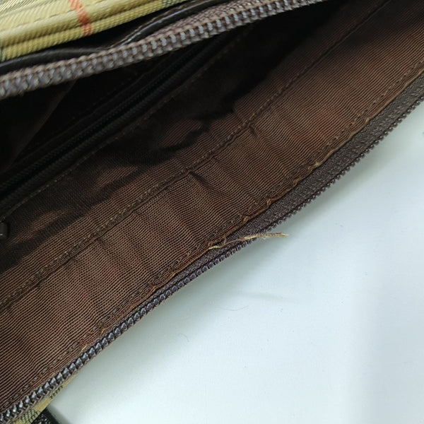 Haymarket Canvas Brown