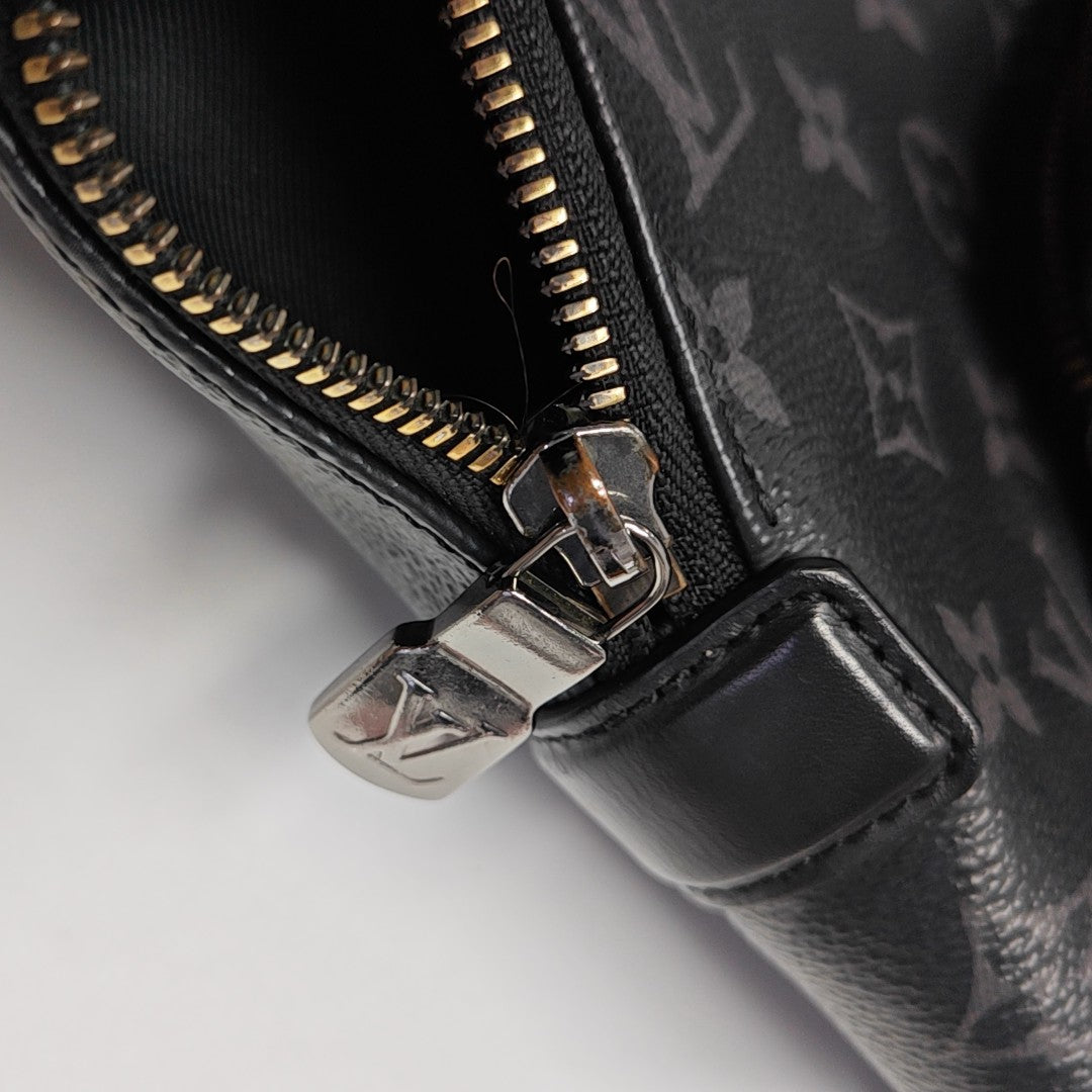 DISCOVERY Monogram Coated Canvas Gray