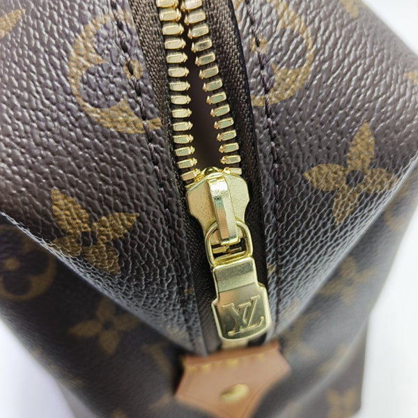 COSMETIC GM Monogram Coated Canvas Brown