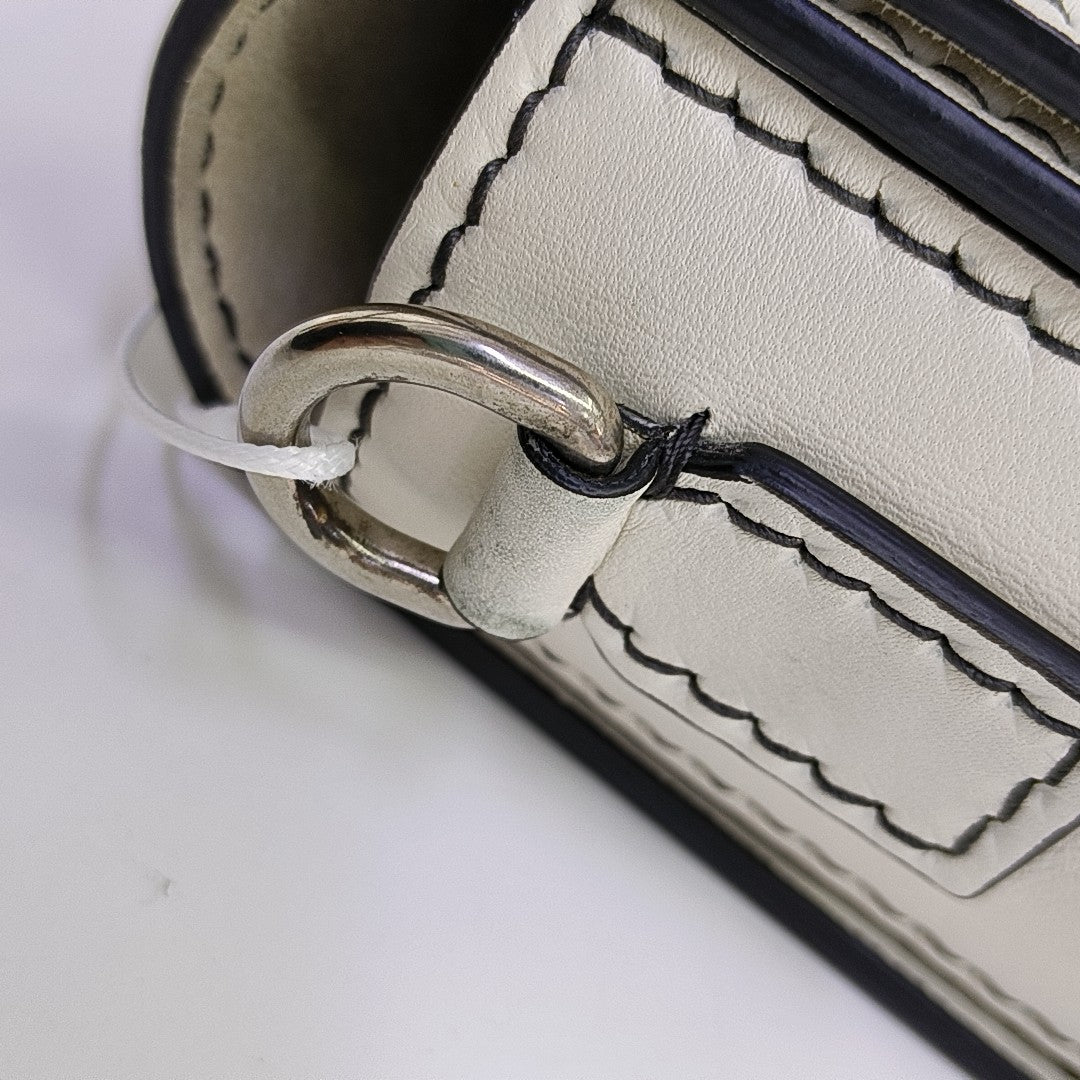 J'adior Calfskin White