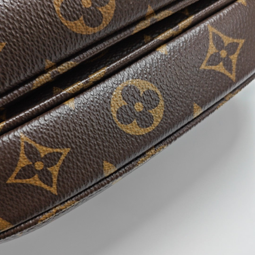 SAUMUR BB Monogram Coated Canvas Brown