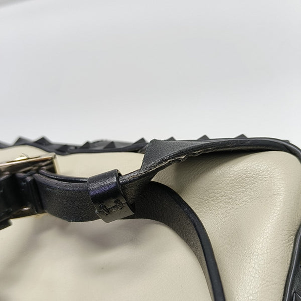 Rockstud Calfskin Beige