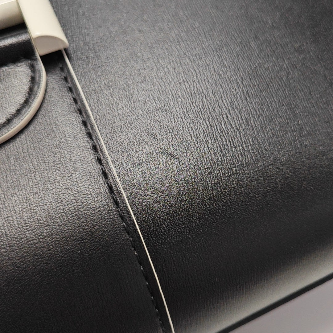 Brillant Medium Calfskin Black