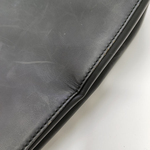 Special Material Shoulder Bag Black