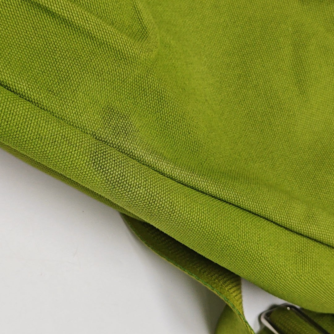 Triangle Canvas Green