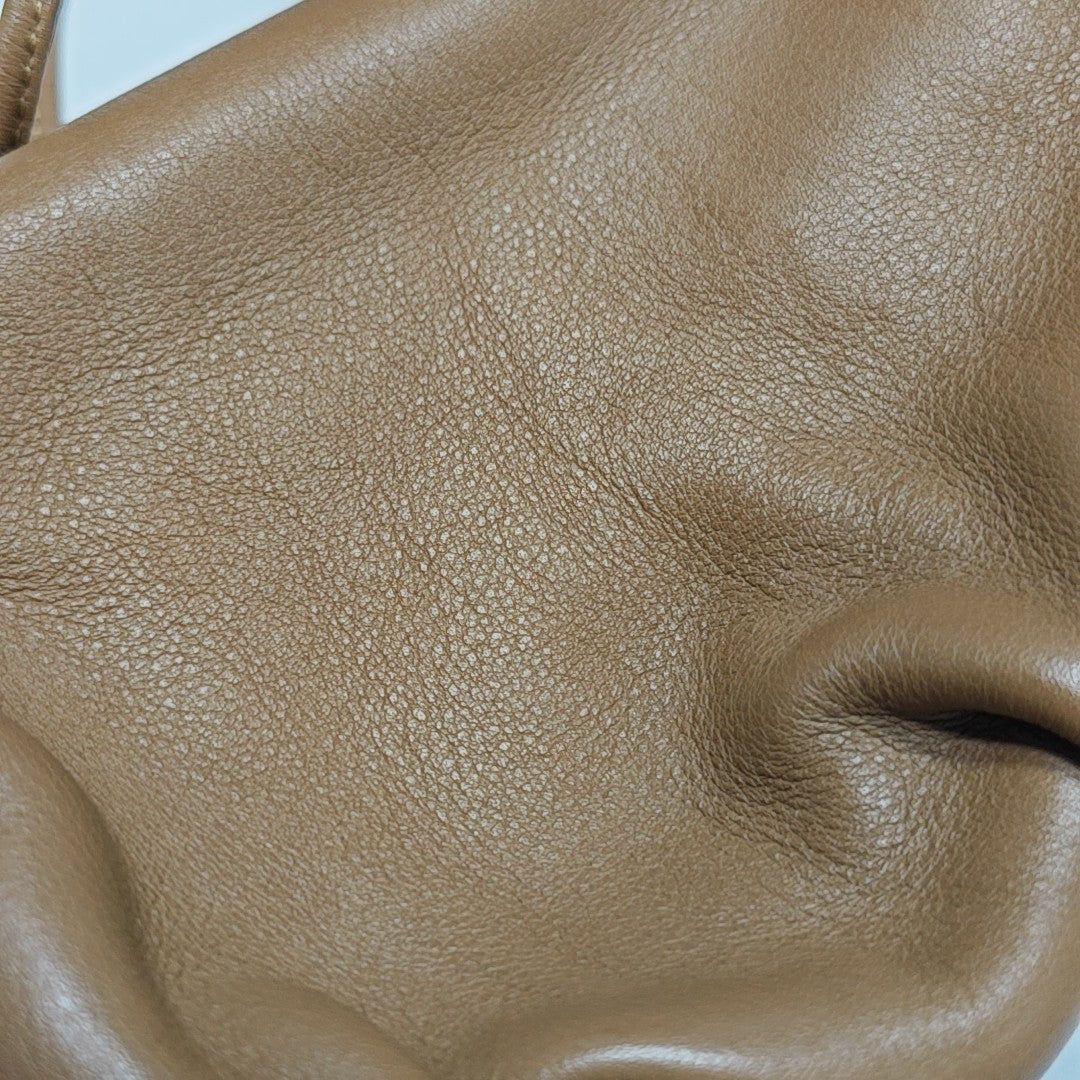 The Pouch Mini Calfskin Brown