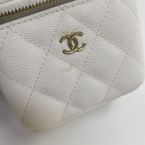 VANITY CASE Mini Quilted Grained Calfskin White