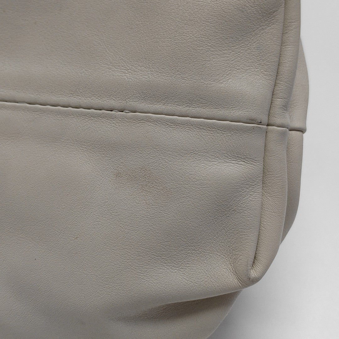 The Pouch Mini Calfskin White