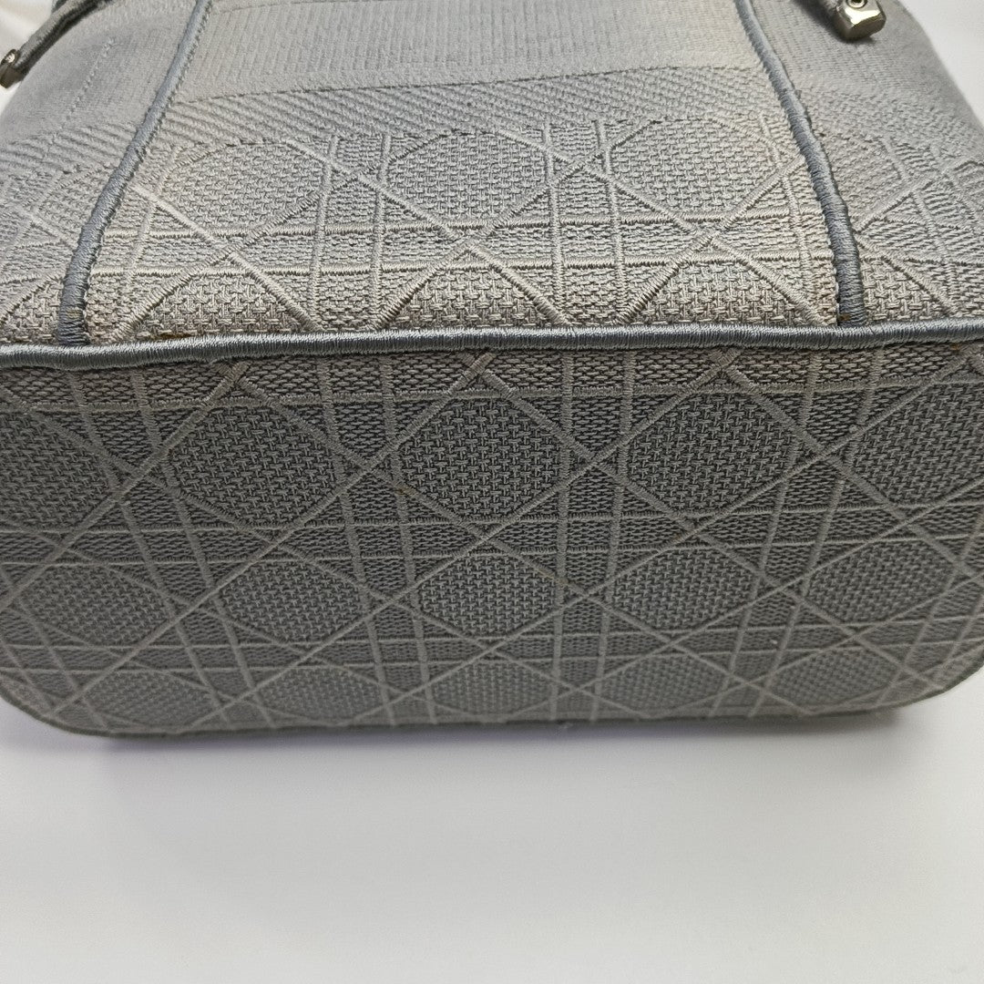 Travel Vanity Cannage Canvas Gray