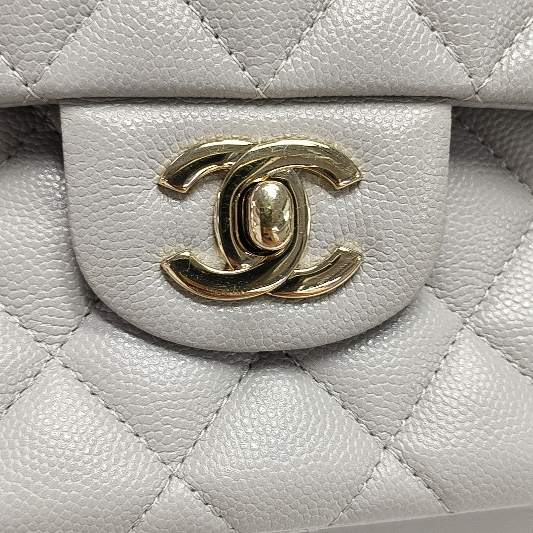 CLASSIC FLAP Small Quilted Grained Calfskin Gray