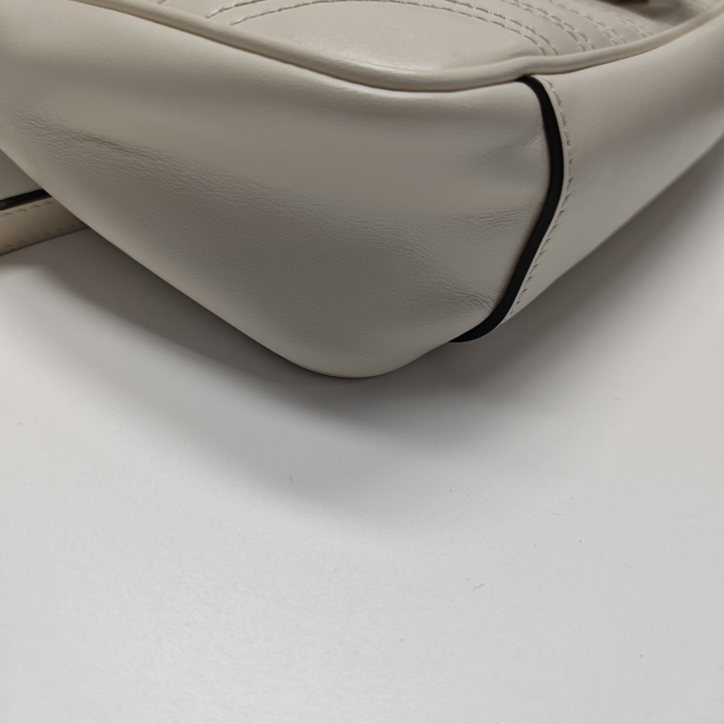 GG Marmont Medium Quilted Calfskin White