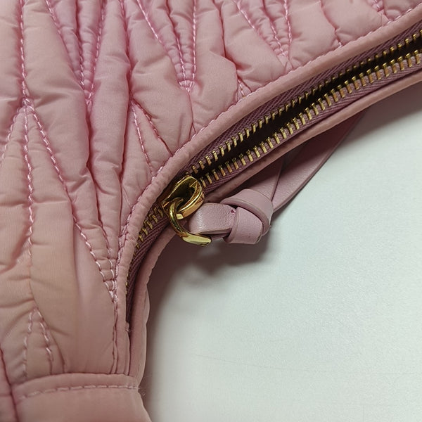 Wander Matelassé Mini Quilted Fabric Pink