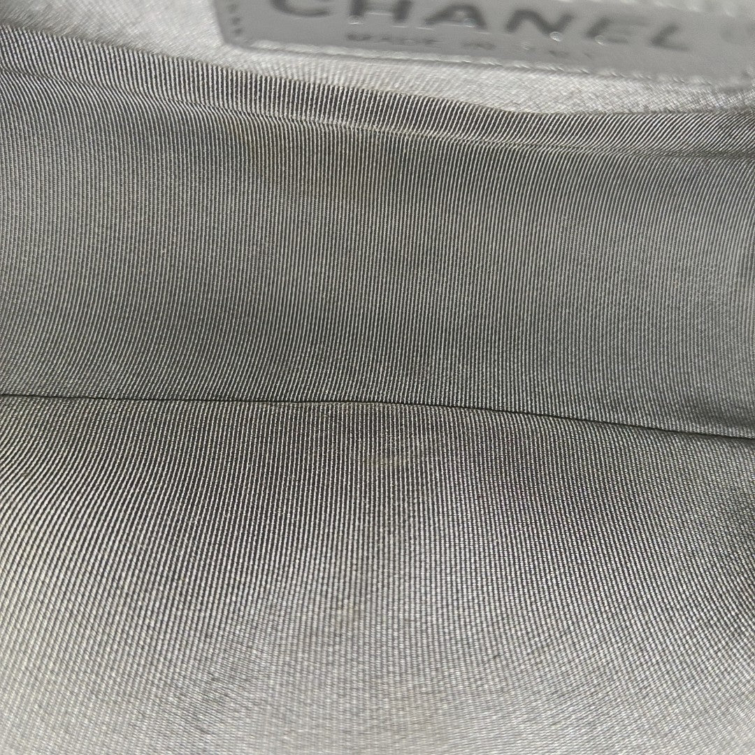 BOY CHANEL Medium Quilted Calfskin Black