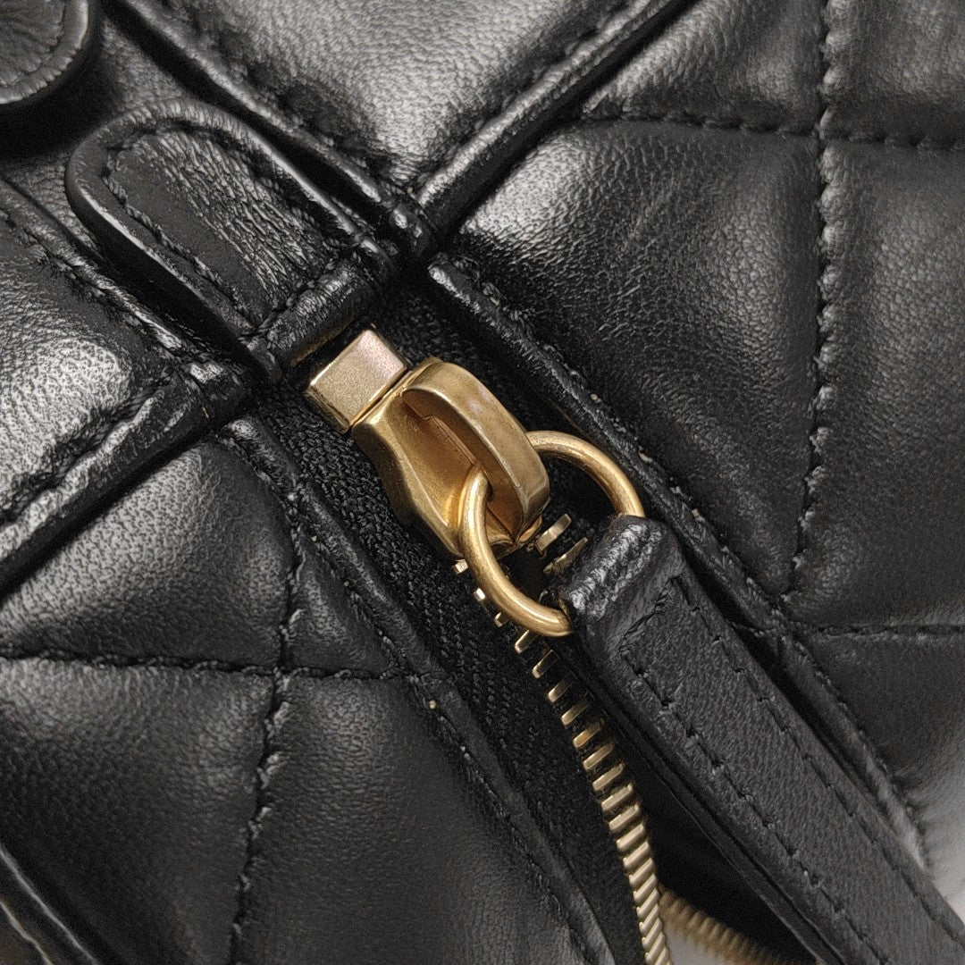 Quilted Lambskin Shoulder Bag Black