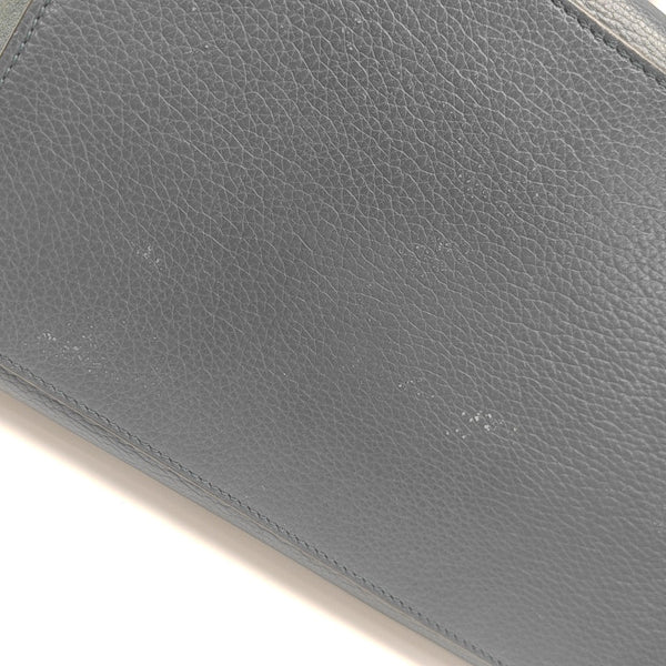 TRAPEZE Medium Calfskin Blue